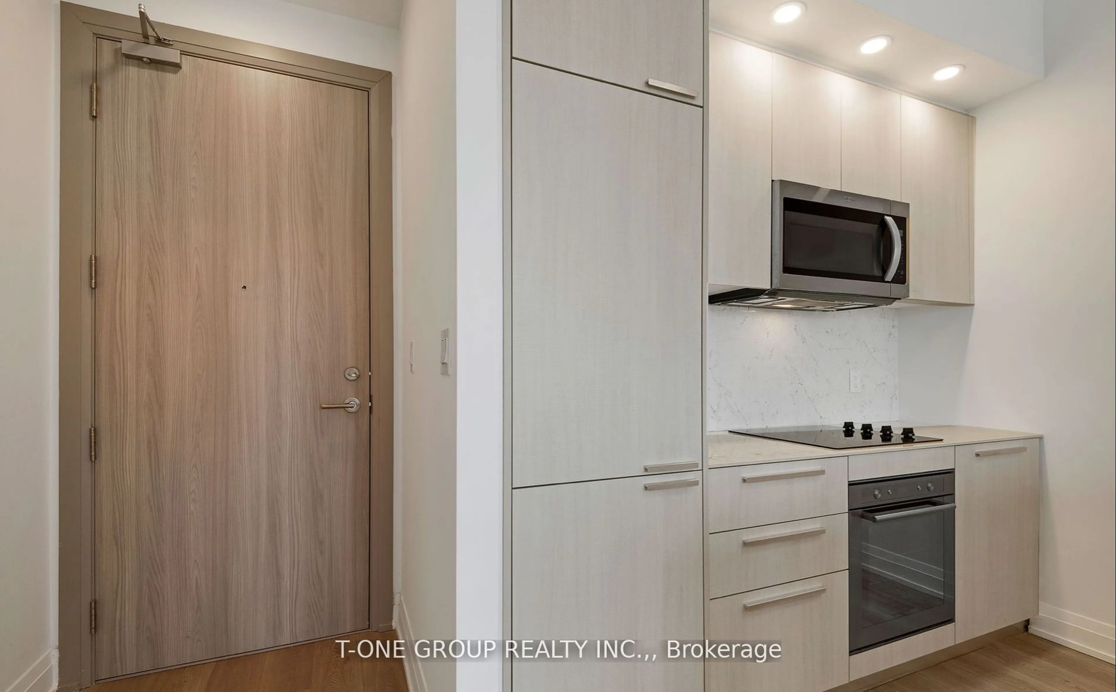 Standard kitchen, wood/laminate floor for 75 Canterbury Pl #Ph107, Toronto Ontario M2N 0L2