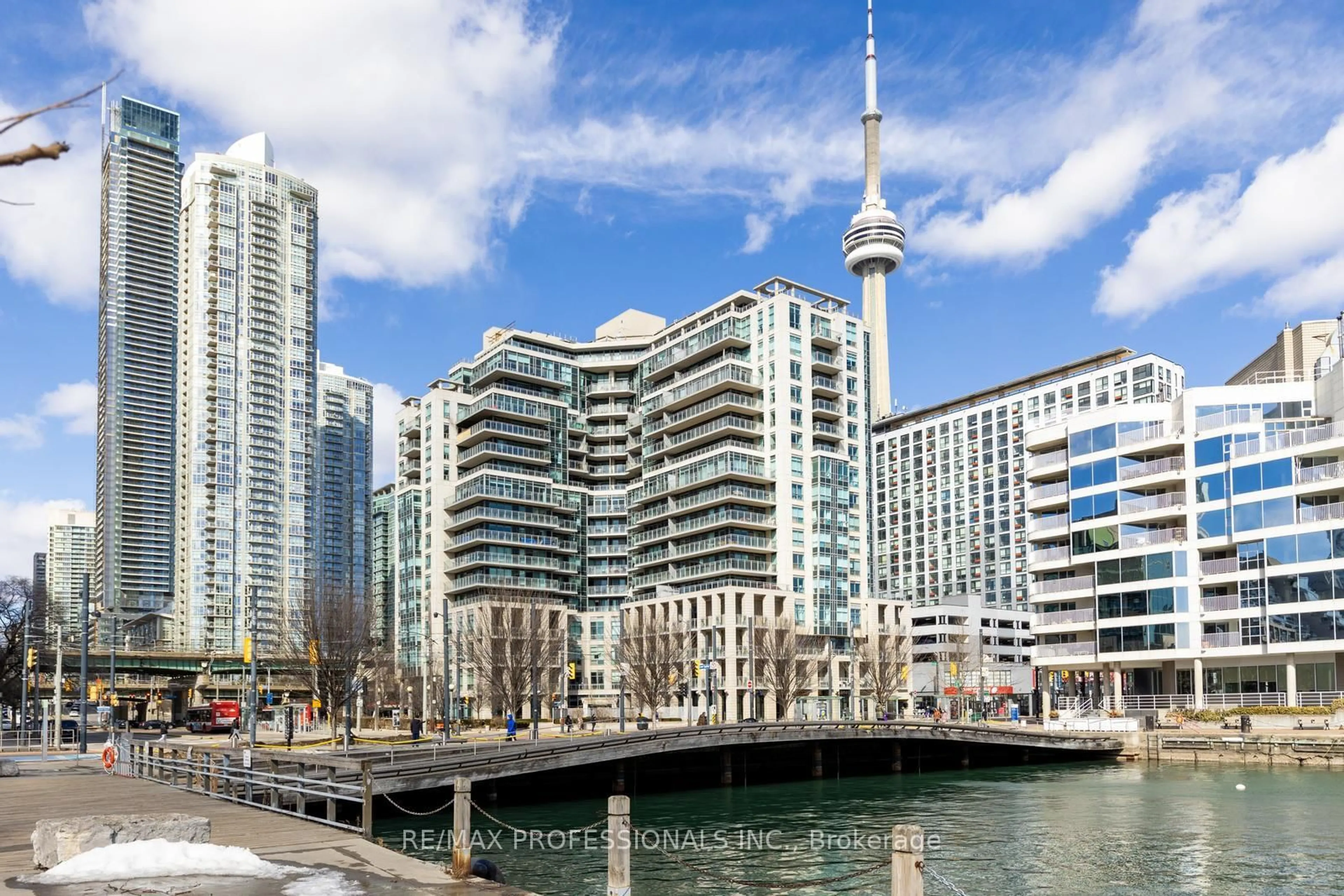 Unknown for 410 Queens Quay #517, Toronto Ontario M5V 3T1