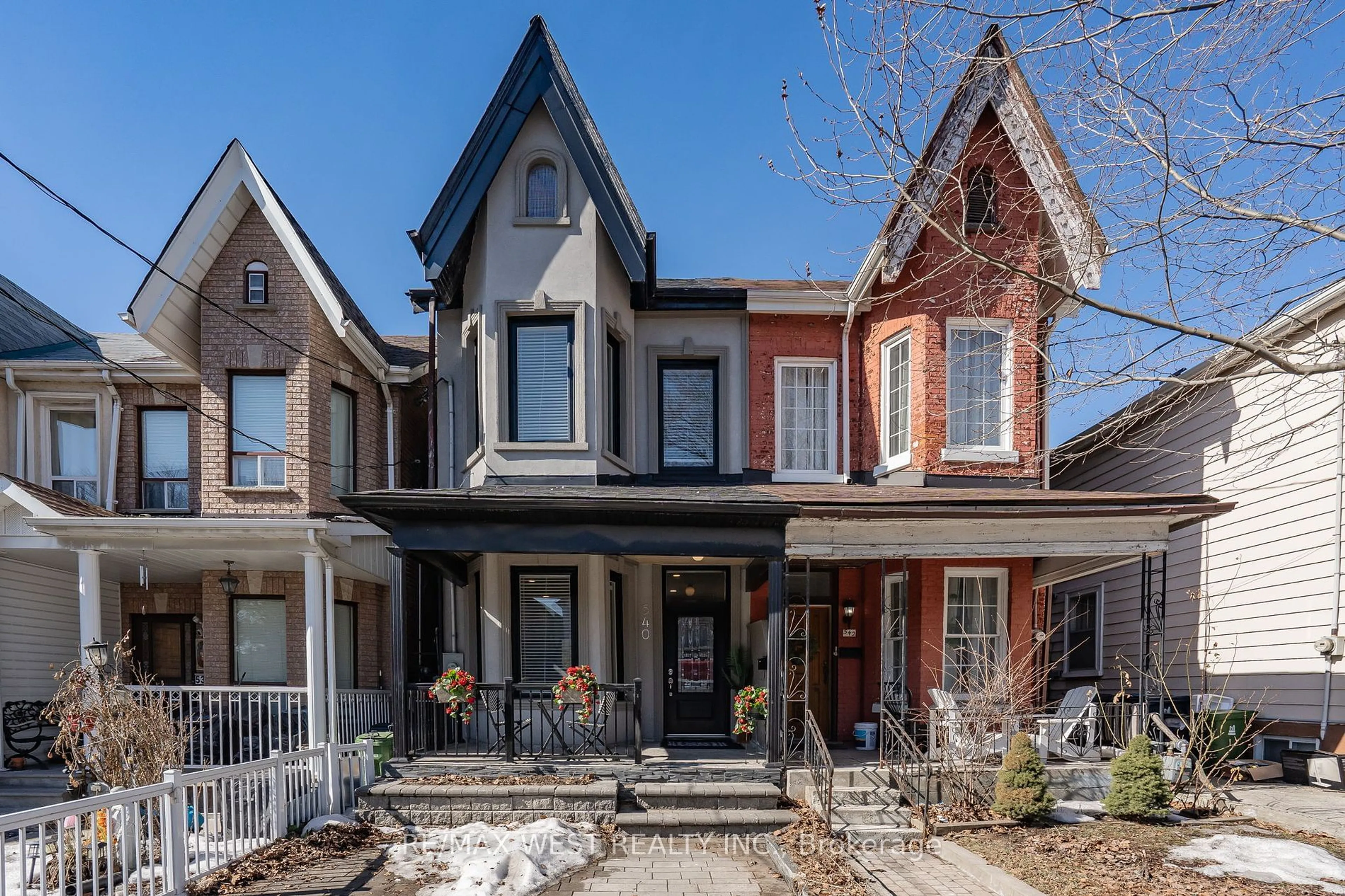 Home with brick exterior material, street for 540 Dufferin St, Toronto Ontario M6K 2A7