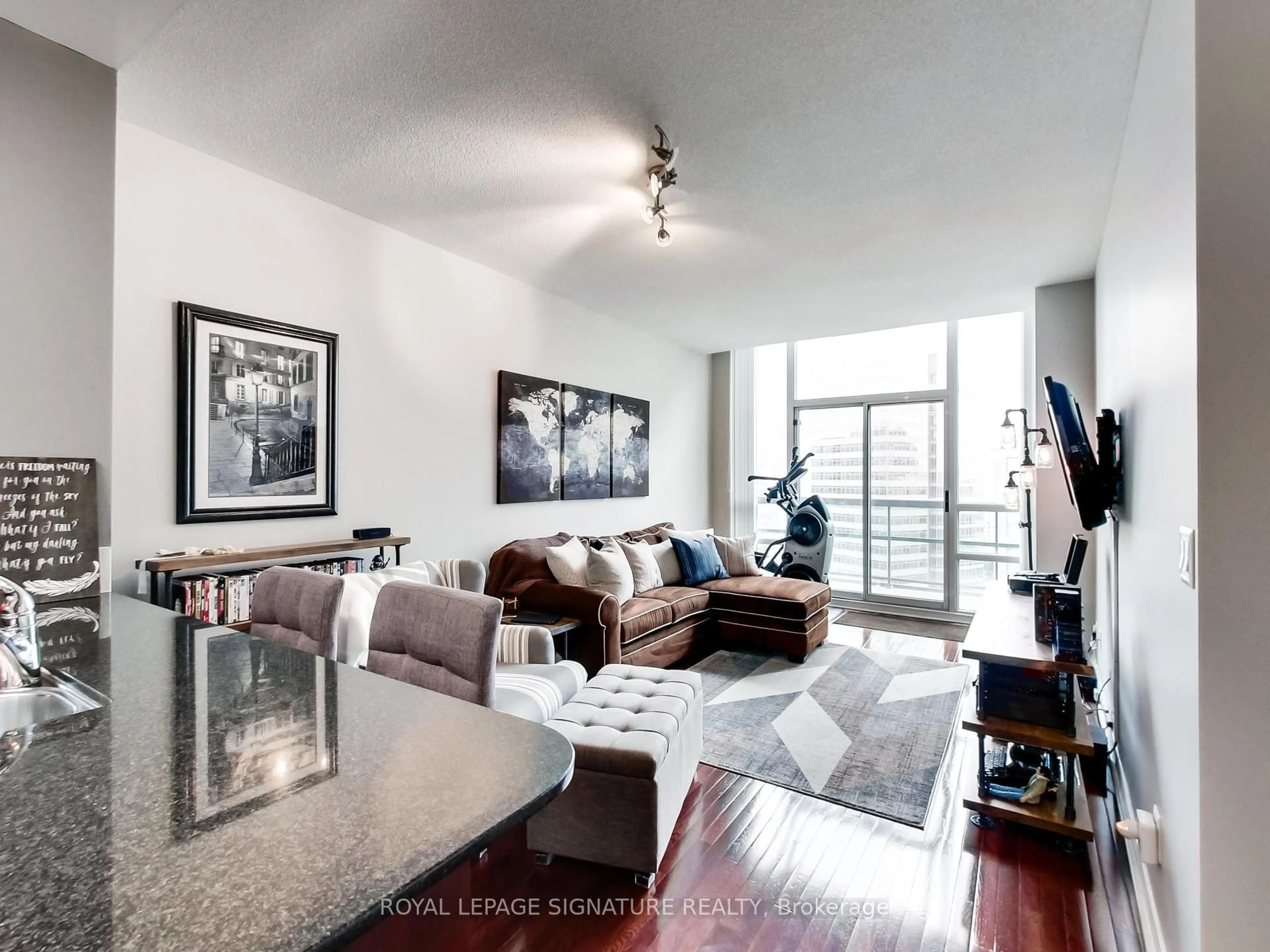 Living room with furniture, unknown for 509 Beecroft Rd #PH8, Toronto Ontario M2N 0A3