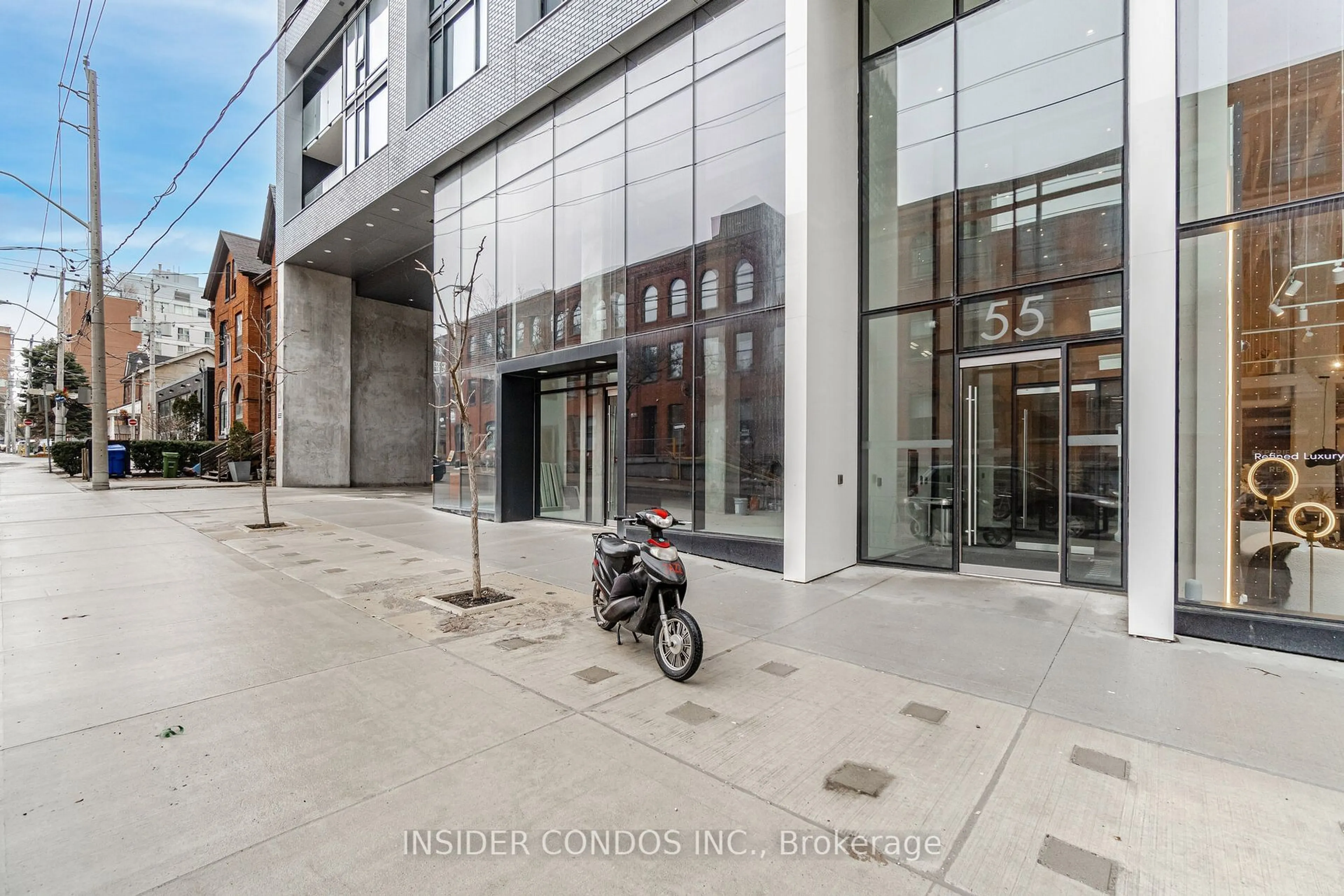 Indoor foyer for 55 Ontario St #1402, Toronto Ontario M5A 0T8