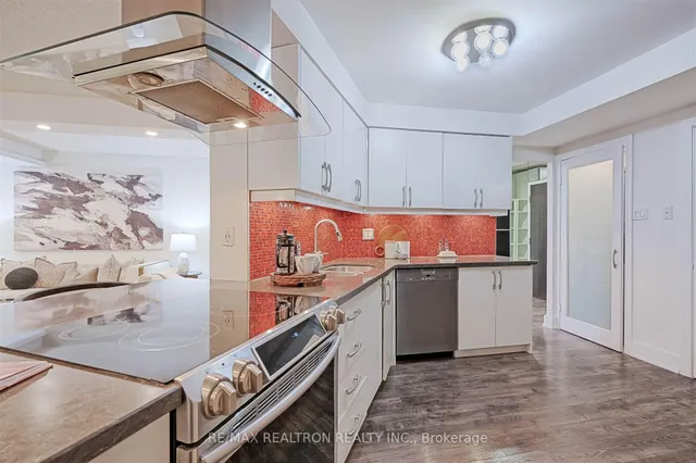 Additional property image - 15 Mcmurrich St Unit 204