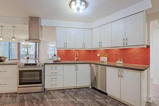Additional property image - 15 Mcmurrich St Unit 204