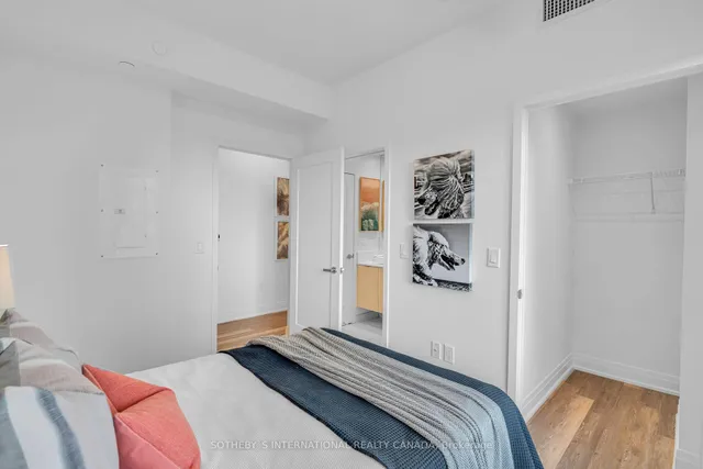 Additional property image - 99 Broadway Ave Unit 1809