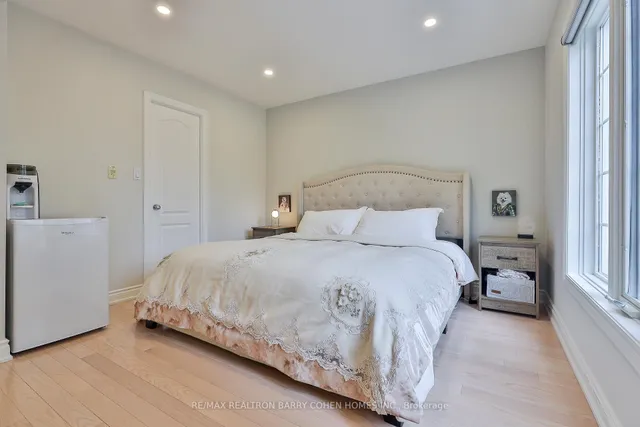 Additional property image - 8 Rean Dr Unit TH 10