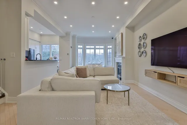 Additional property image - 8 Rean Dr Unit TH 10