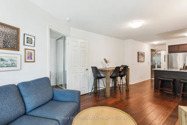 Additional property image - 19 Grand Trunk Cres Unit 1215