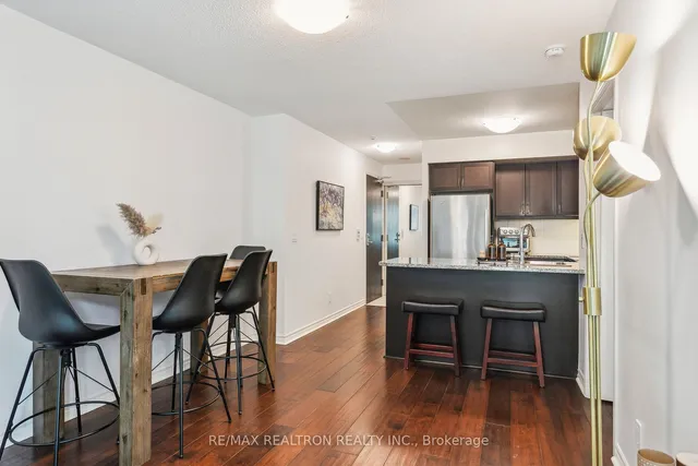 Additional property image - 19 Grand Trunk Cres Unit 1215