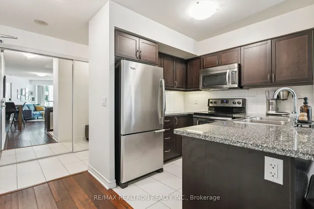 Additional property image - 19 Grand Trunk Cres Unit 1215