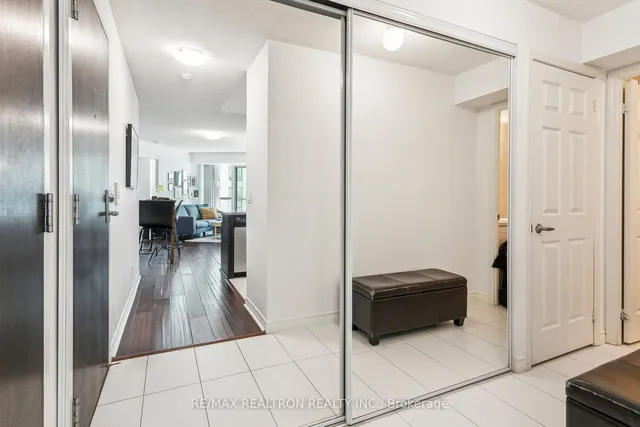 Additional property image - 19 Grand Trunk Cres Unit 1215
