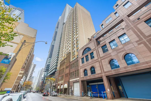 25 Grenville St #1001, Toronto 3