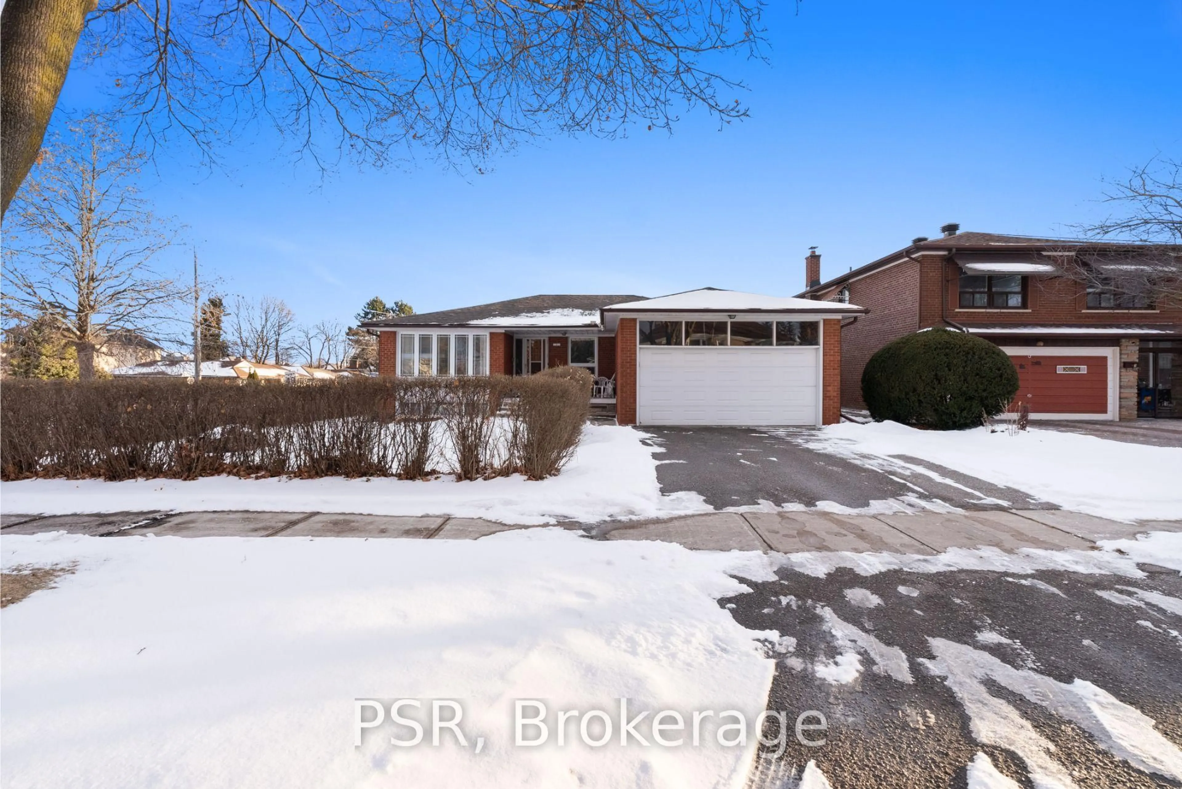 Home with brick exterior material, street for 1 Salinger Crt, Toronto Ontario M2J 3R8