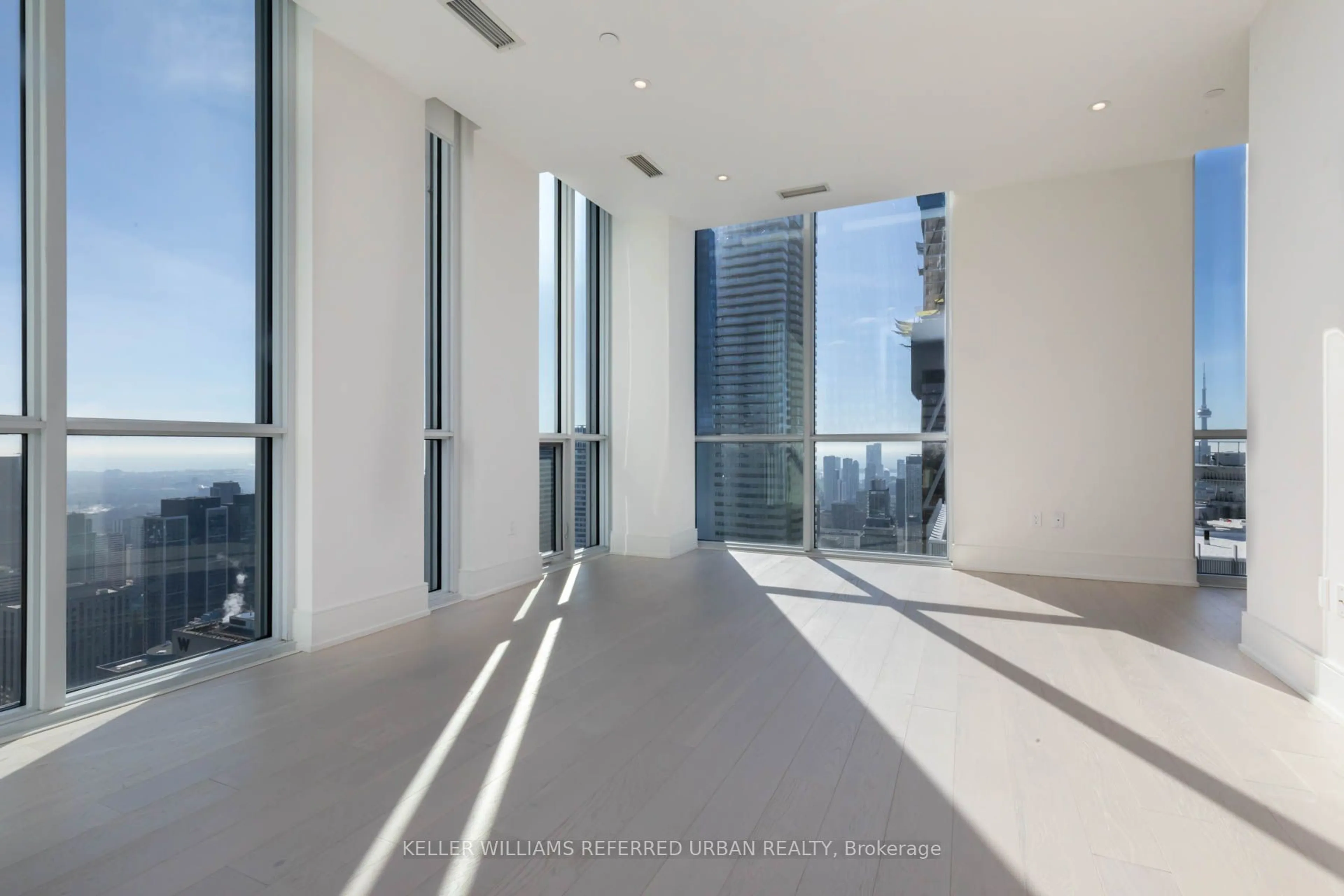 Indoor foyer for 1 Yorkville Ave #Ph06, Toronto Ontario M4W 0B1