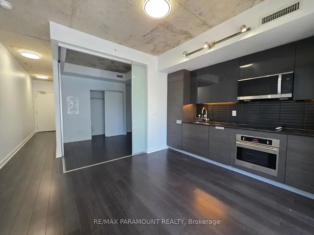 Additional property image - 210 Simcoe St Unit 1302