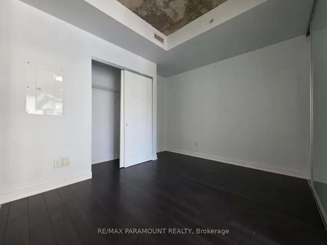 Additional property image - 210 Simcoe St Unit 1302
