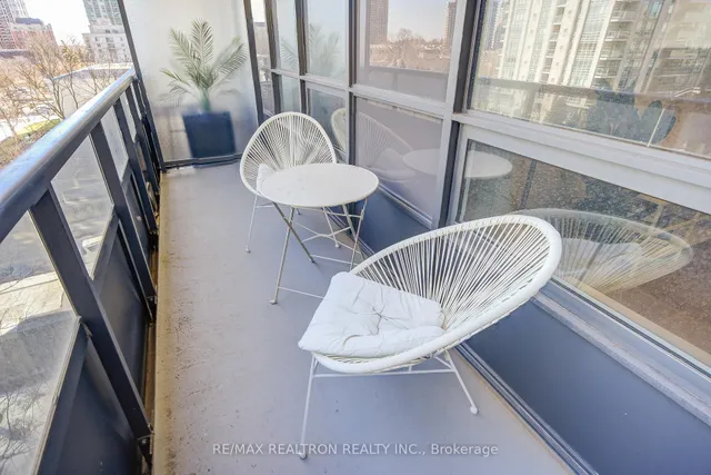 Additional property image - 2 Anndale Dr Unit 407