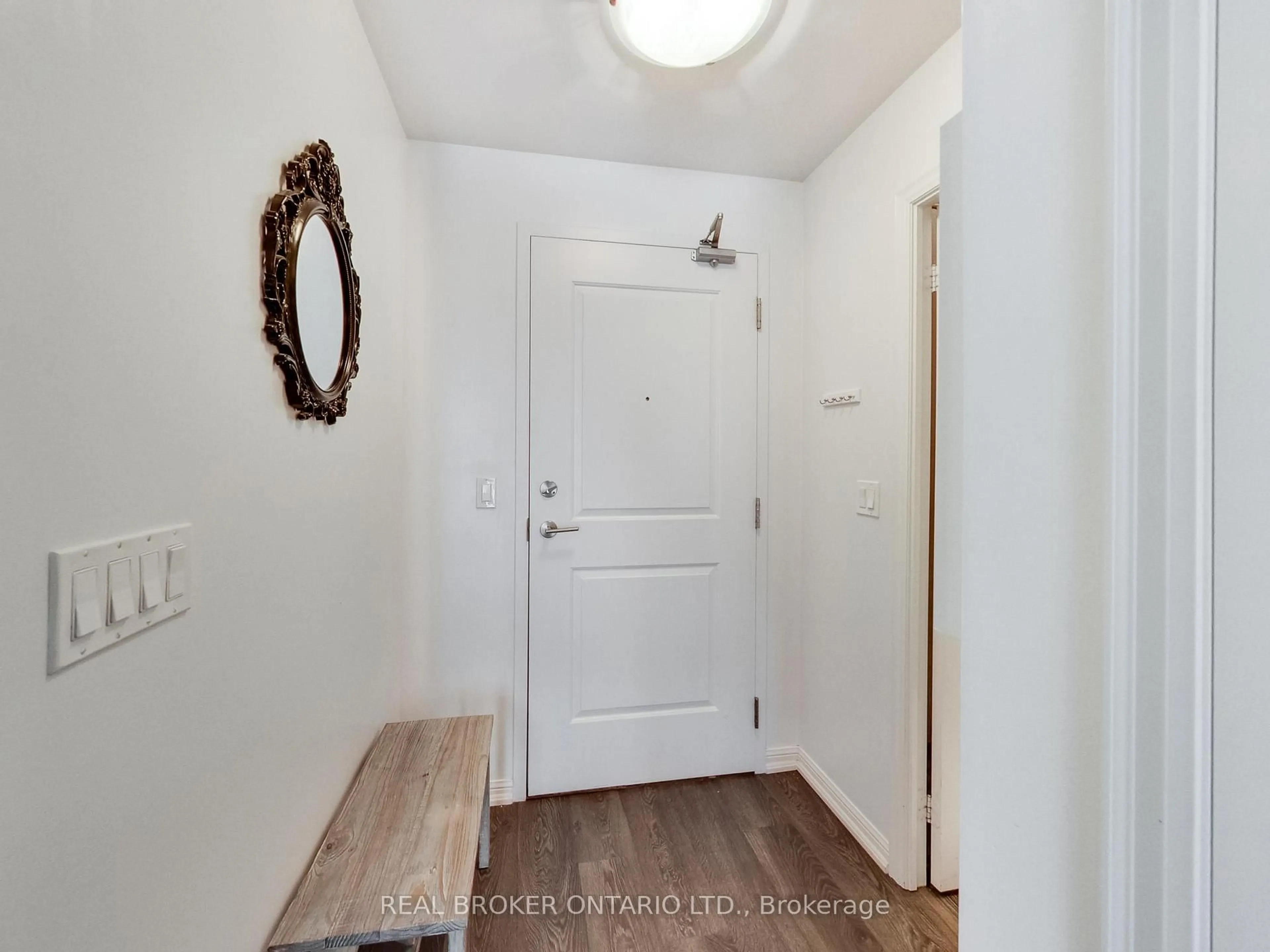 Indoor entryway for 75 East Liberty St #2108, Toronto Ontario M6K 3R3