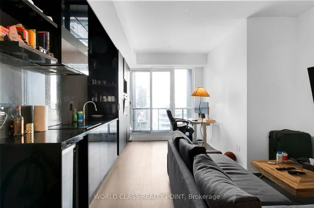 Additional property image - 70 Temperance St Unit 1914