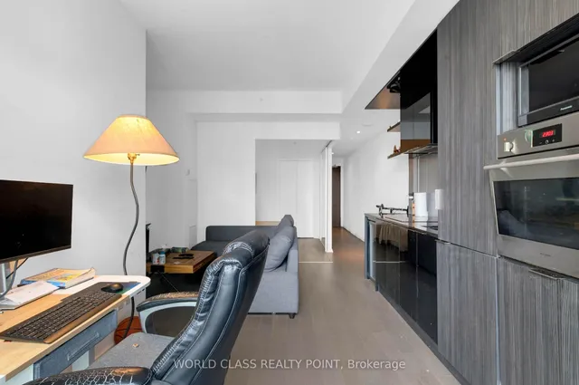 Additional property image - 70 Temperance St Unit 1914