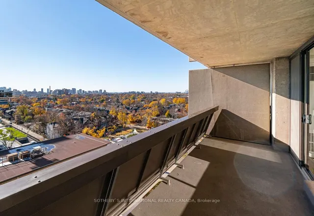Additional property image - 720 Spadina Ave Unit 1004