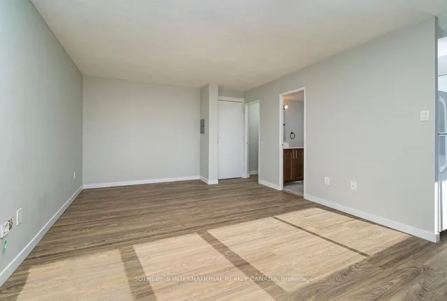 Additional property image - 720 Spadina Ave Unit 1004