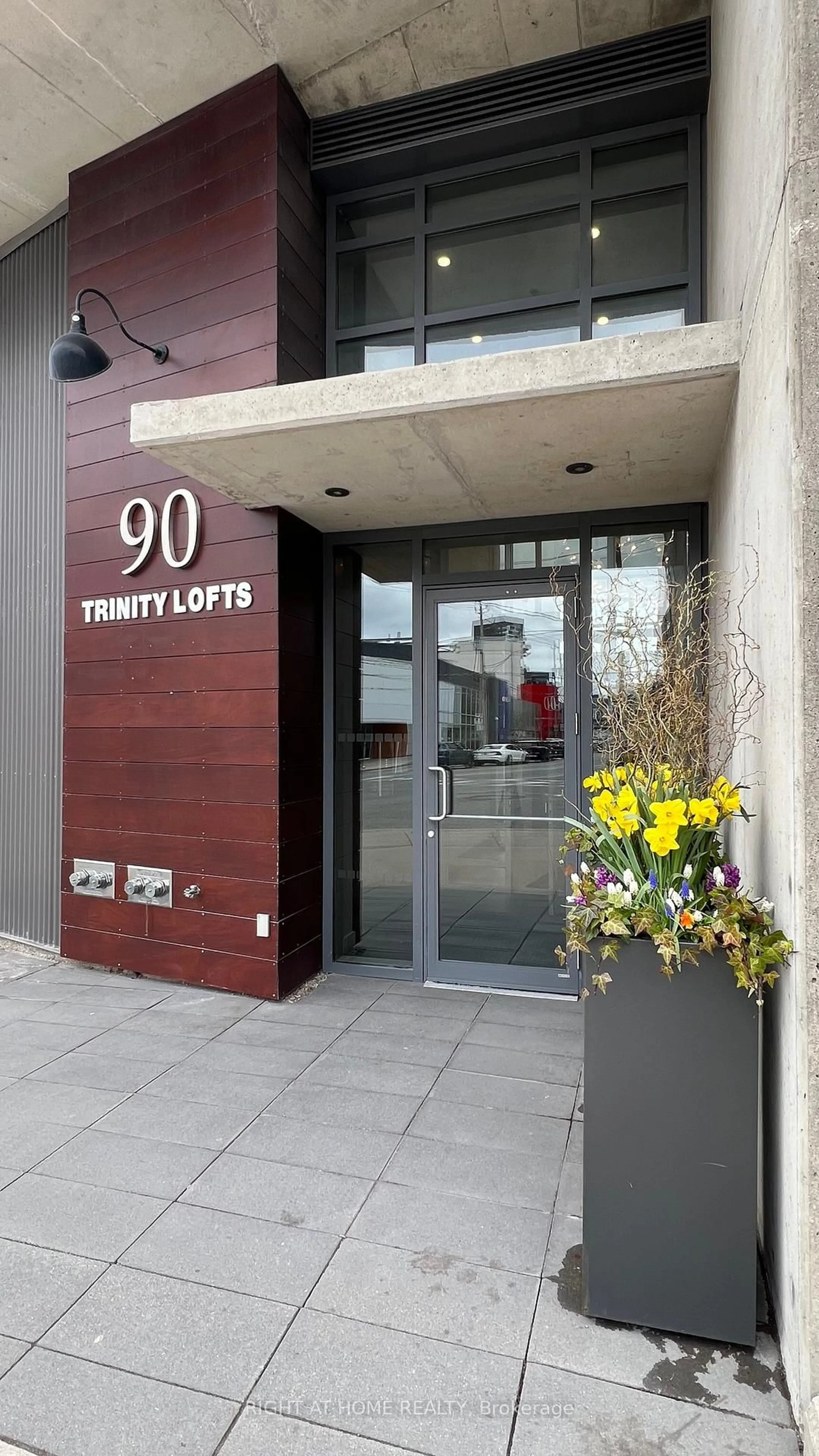 Lobby for 90 Trinity St #602, Toronto Ontario M5A 0E4