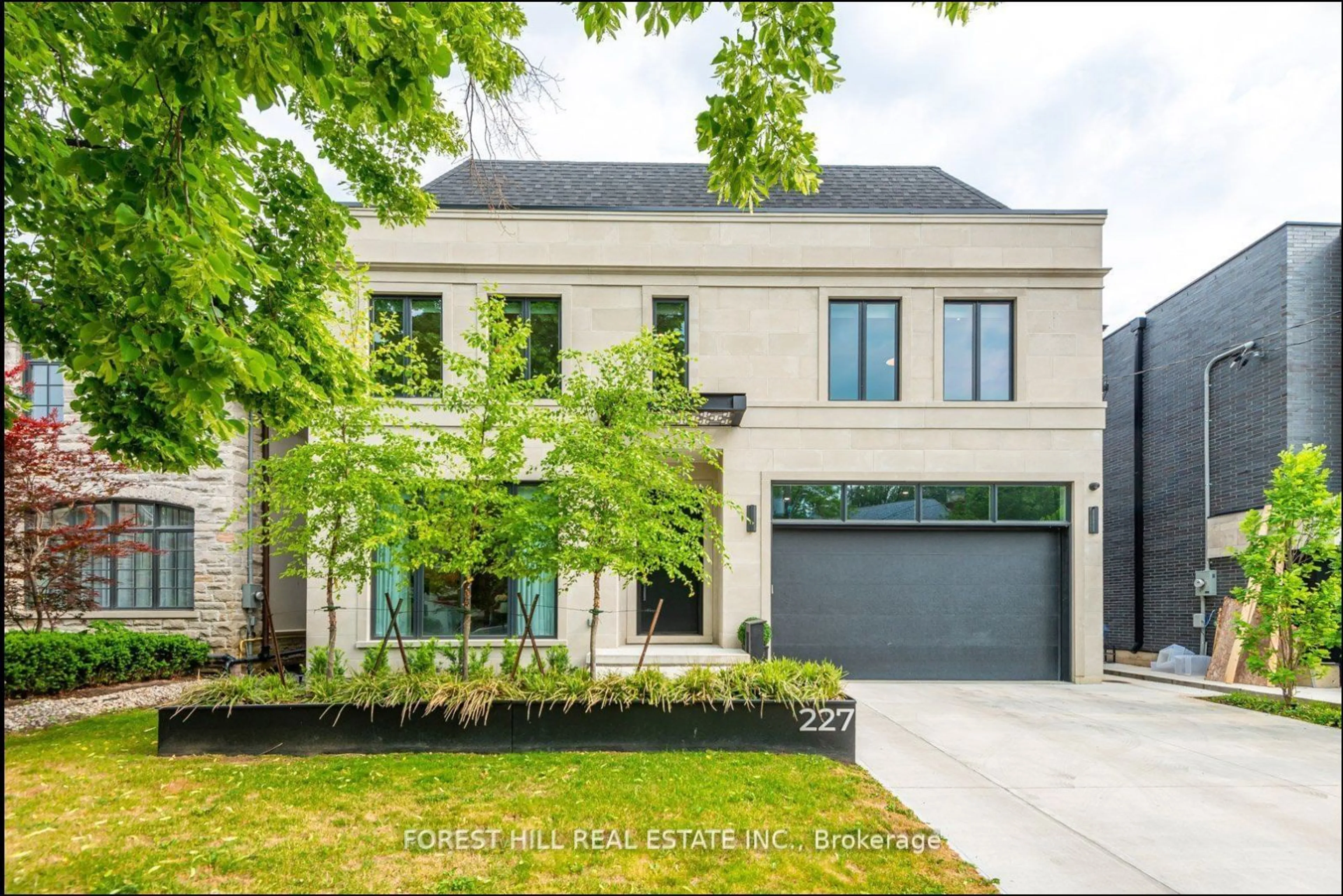 Home with brick exterior material, street for 227 Strathallan Wood, Toronto Ontario M5N 1T5