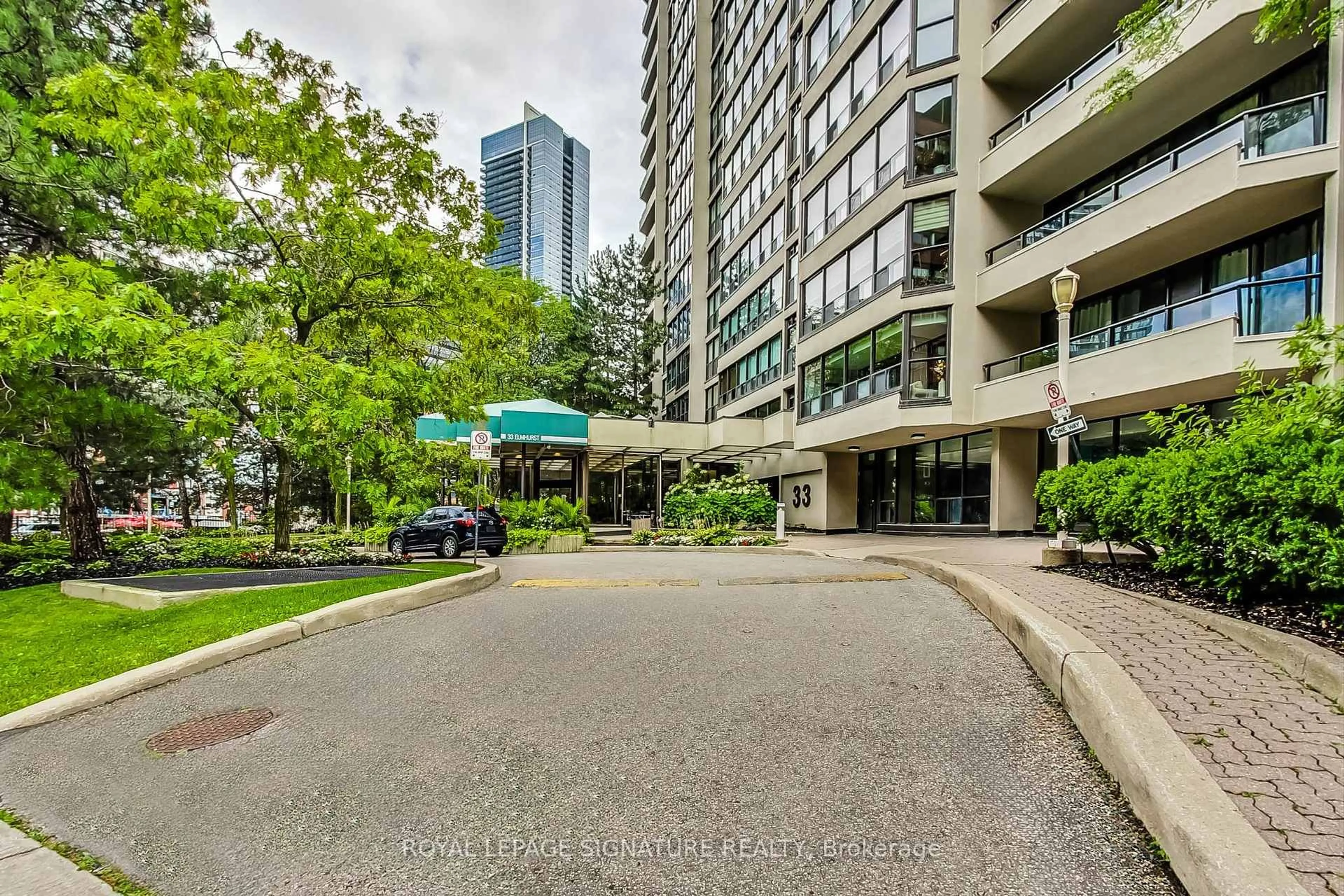 Patio, street for 33 Elmhurst Ave #2107, Toronto Ontario M2N 6G8