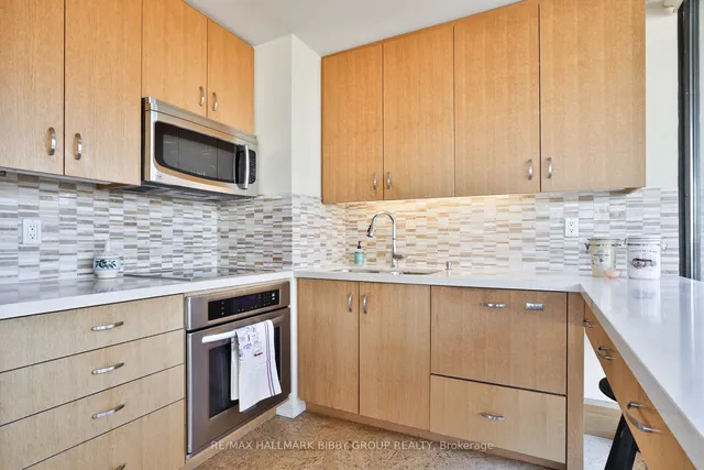 Additional image 29 of 20 Avoca Ave Unit 601