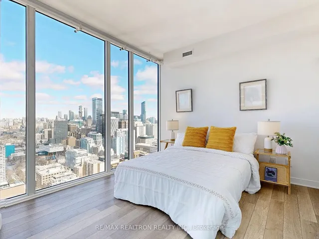 Additional property image - 290 Adelaide St Unit 3704