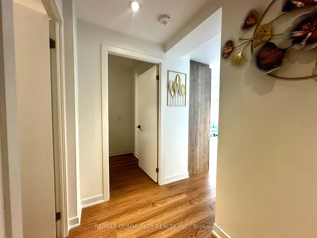 Additional property image - 319 Jarvis St Unit 512