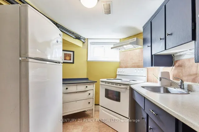 Additional property image - 471 Shaw St