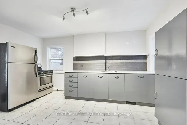 Additional property image - 471 Shaw St
