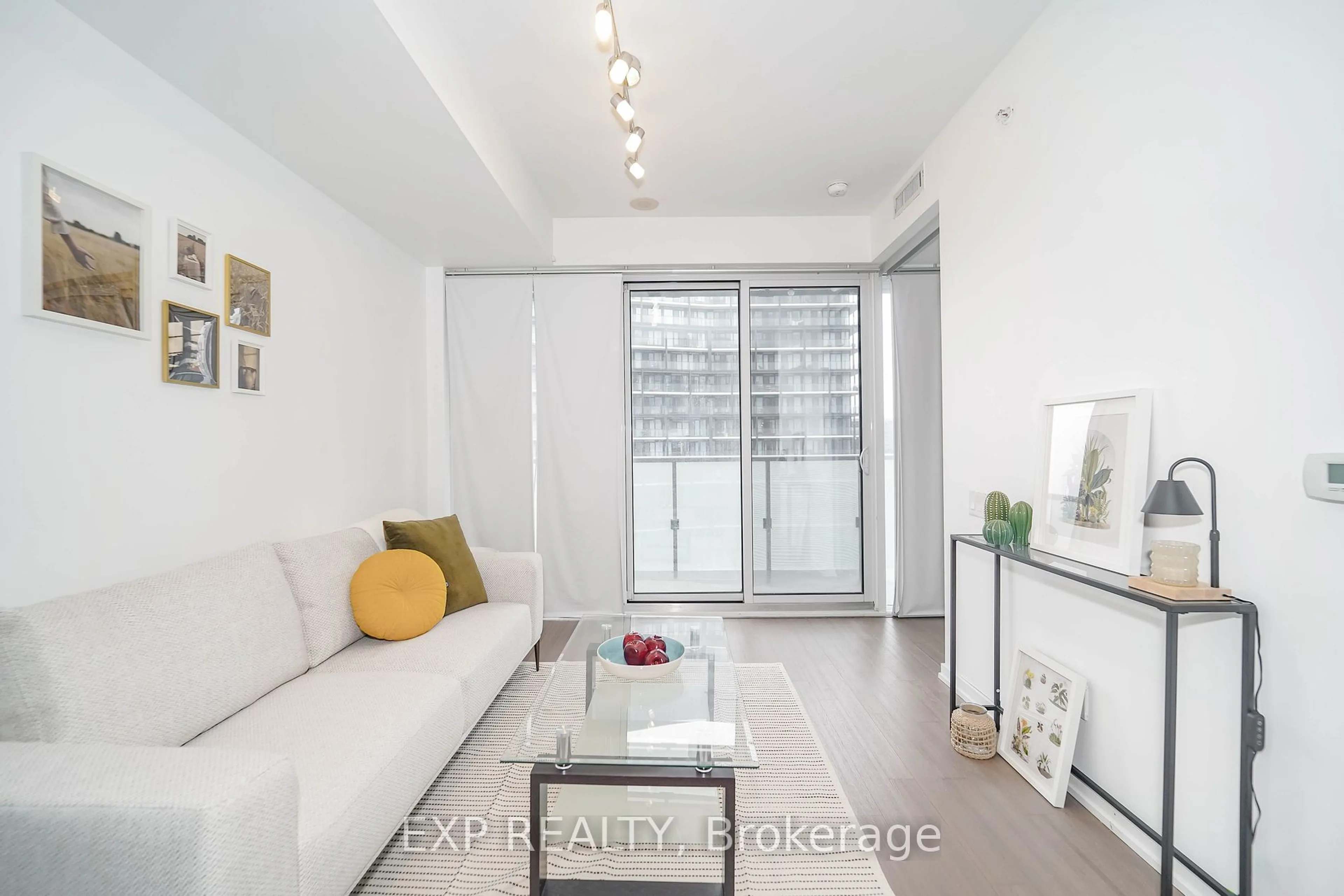 Living room with furniture, unknown for 101 Peter St #2901, Toronto Ontario M5V 0G6