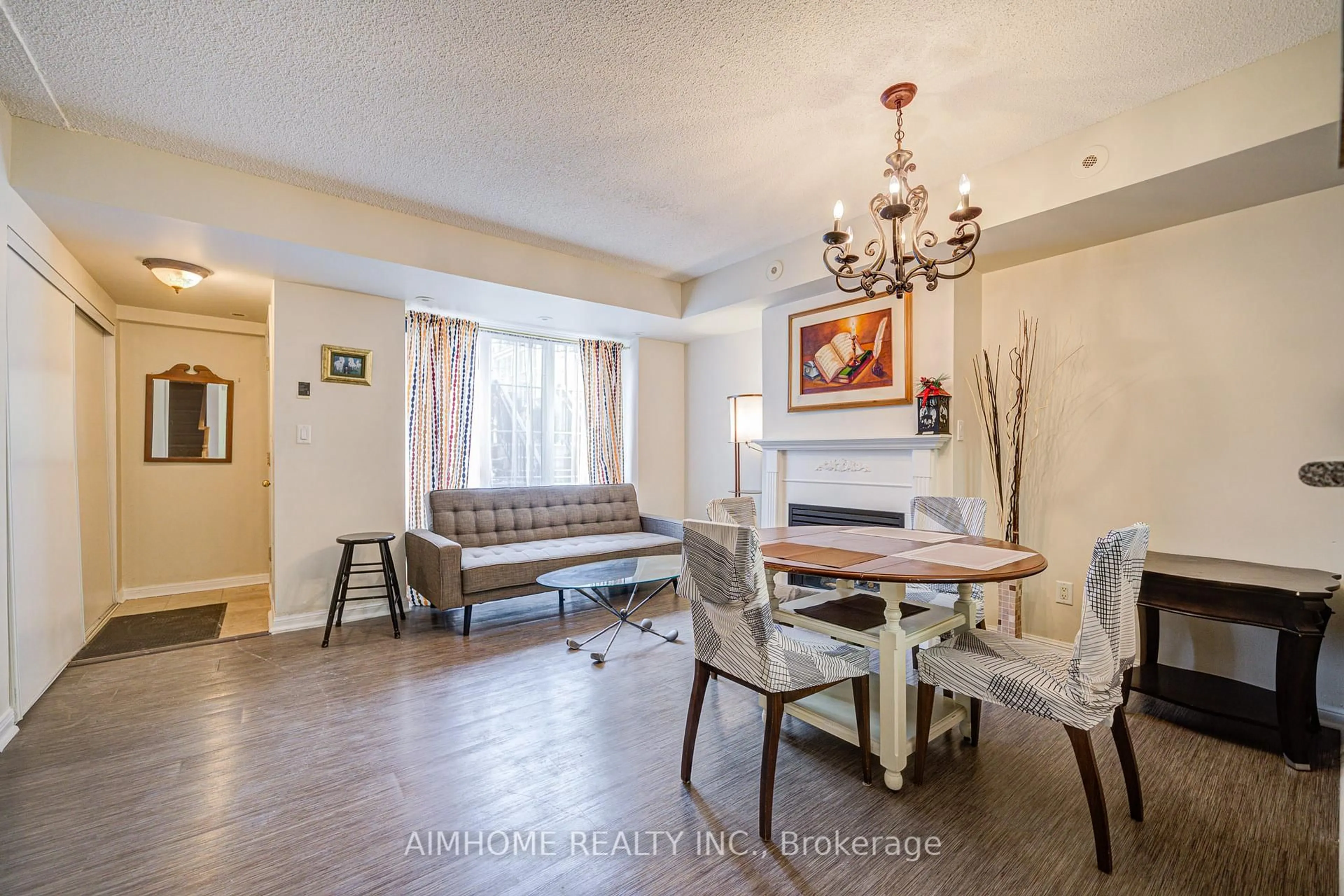 Dining room, wood/laminate floor for 3 Everson Dr #274, Toronto Ontario M2N 7C2