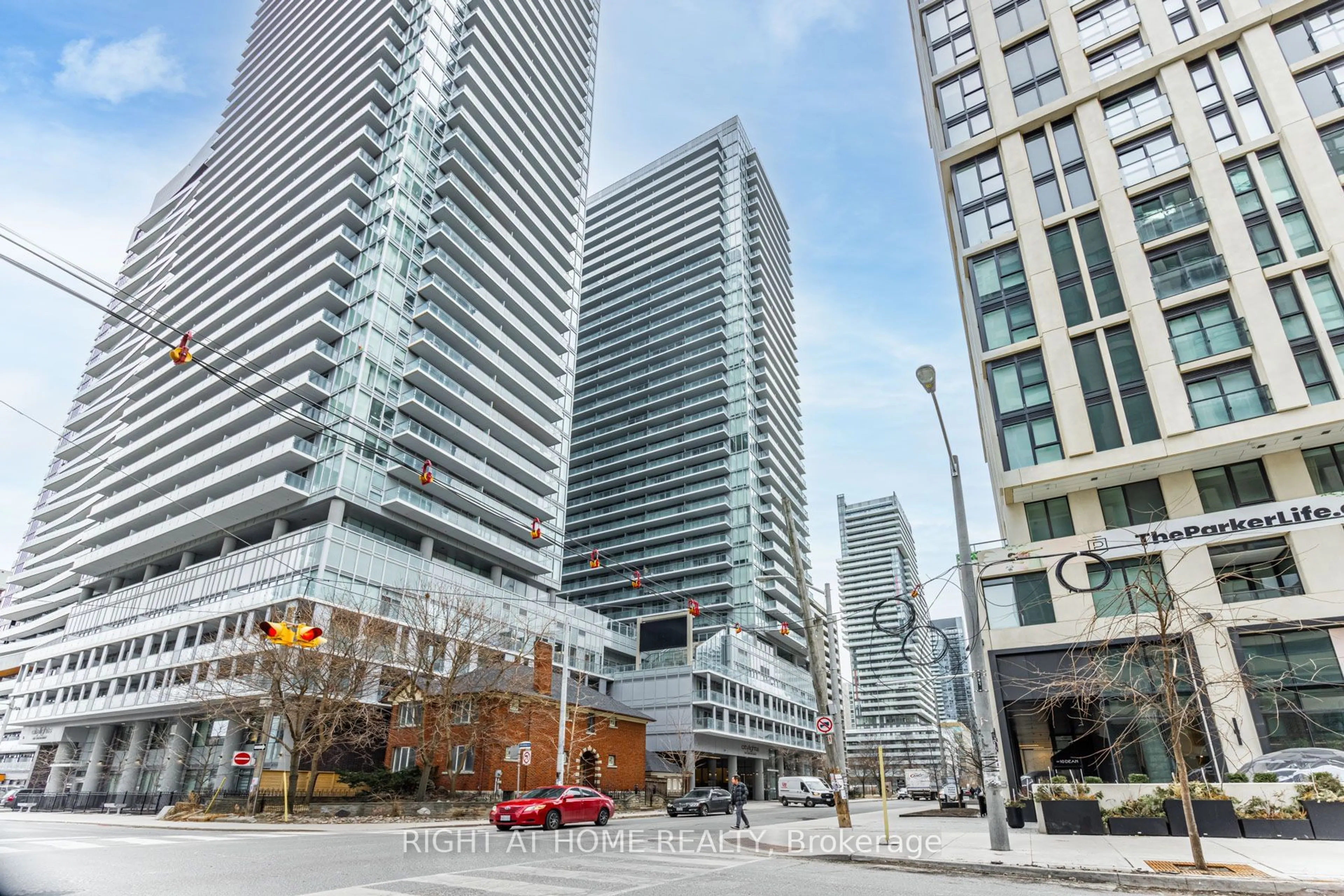 Patio, street for 195 Redpath Ave #2305, Toronto Ontario M4P 0E4