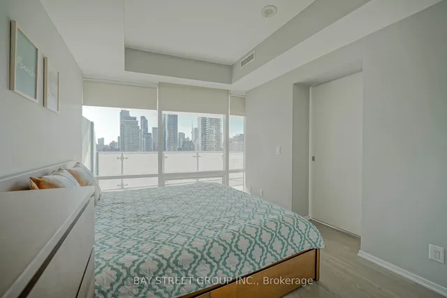 Additional property image - 1 Bloor St Unit 1605