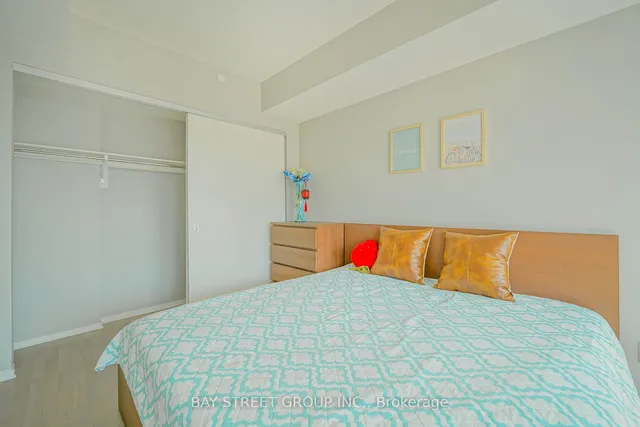 Additional property image - 1 Bloor St Unit 1605