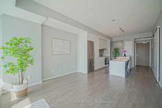 Additional property image - 1 Bloor St Unit 1605
