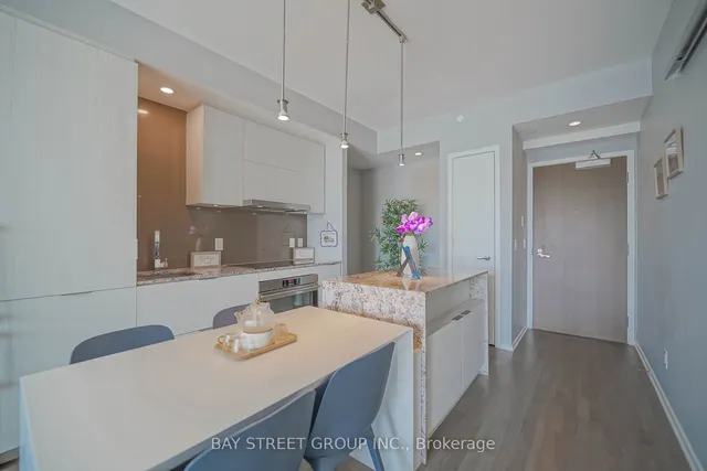 Additional property image - 1 Bloor St Unit 1605