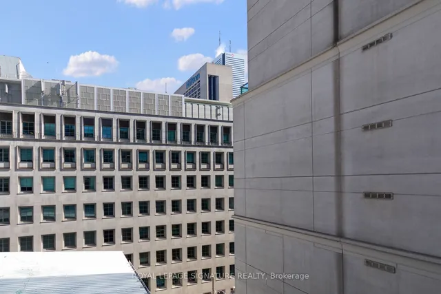 Additional property image - 215 Queen St Unit 711