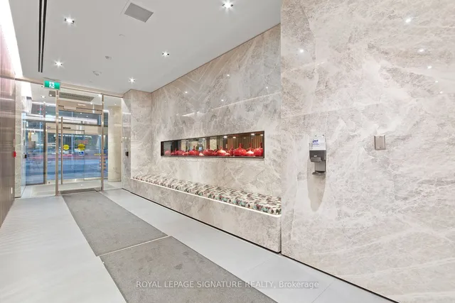 Additional property image - 215 Queen St Unit 711