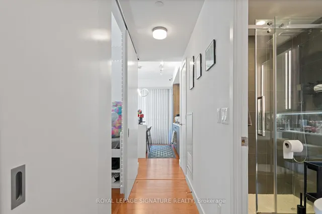 Additional property image - 215 Queen St Unit 711