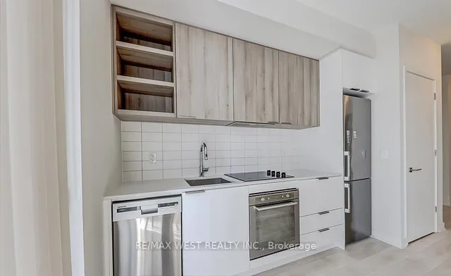 Additional property image - 6 Sonic Way Unit N312