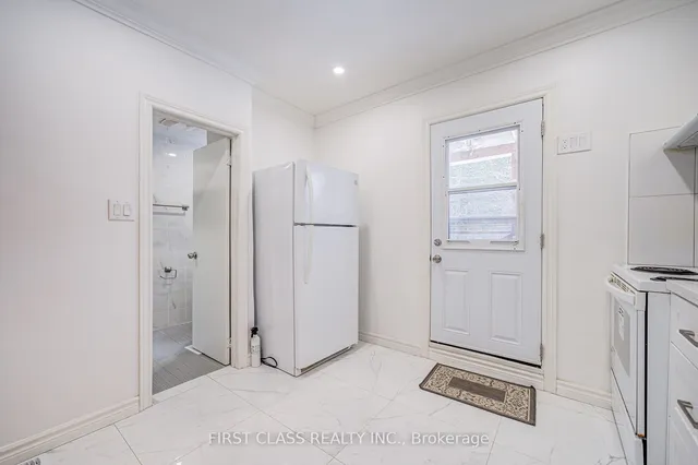 Additional property image - 3 Clinton Pl