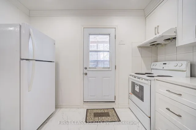 Additional property image - 3 Clinton Pl