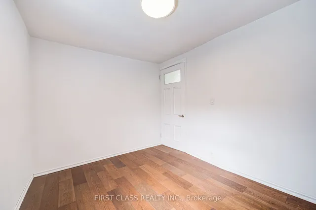 Additional property image - 3 Clinton Pl