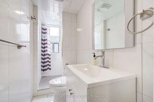 Additional property image - 3 Clinton Pl