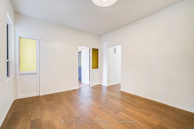 Additional property image - 3 Clinton Pl