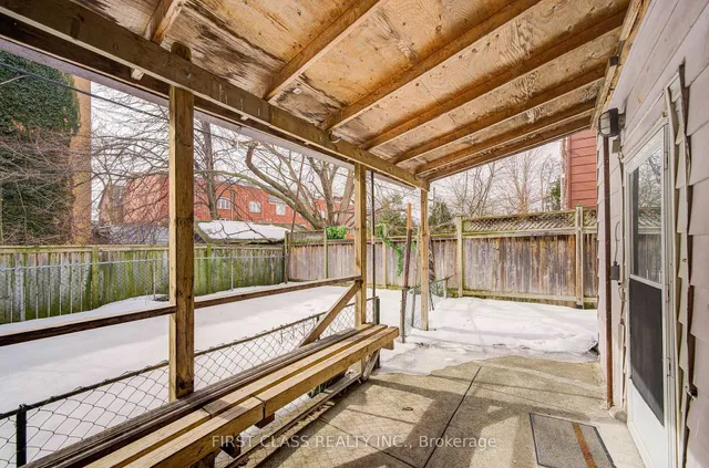 Additional property image - 3 Clinton Pl